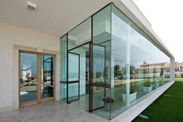 هتل Pietre Nere Resort & Spa