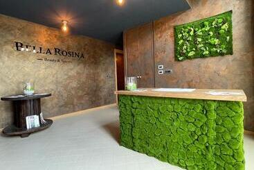 هتل Relais Bella Rosina Pool & Spa