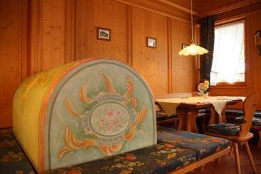 هتل Residence Baita Antlia