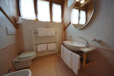 هتل Residence Baita Antlia
