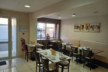 هتل Sables D O Et Son Restaurant Le 16 Bis