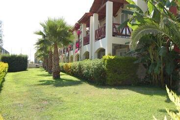 هتل Tiana Beach Resort   All Inclusive