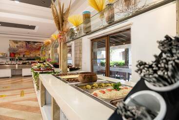 هتل Tiana Beach Resort   All Inclusive