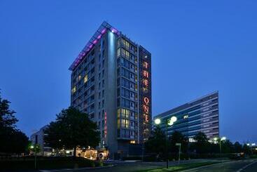 Unahotels The One Milano Hotel & Residence