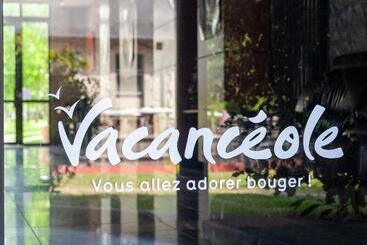 Отель Vacanceole  Le Duguesclin