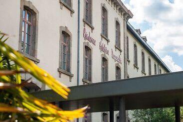 Отель Vacanceole  Le Duguesclin