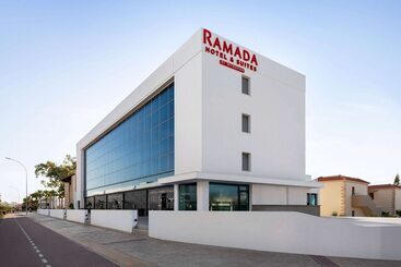 استراحتگاه Ramada Hotel & Suites By Wyndham Ayia Napa