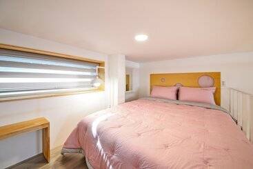 Yeosu Jplus A Pension
