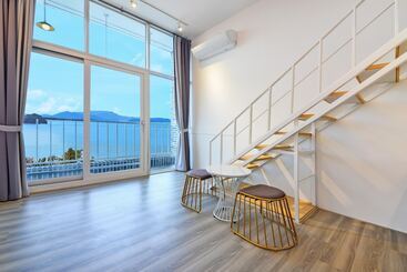 Yeosu Jplus A Pension