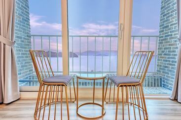 Yeosu Jplus A Pension