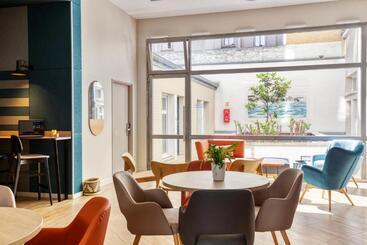Appart City Confort Paris Clichy Mairie
