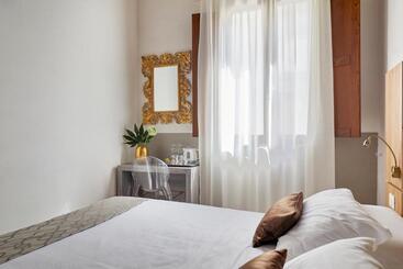 تختخواب و صبحانه Sette Angeli Rooms
