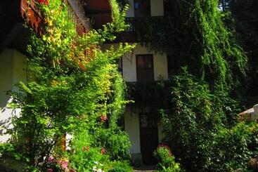 Globtroter Guest House