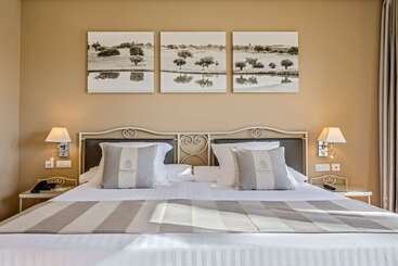 هتل Barcelo Jerez Montecastillo & Convention Center