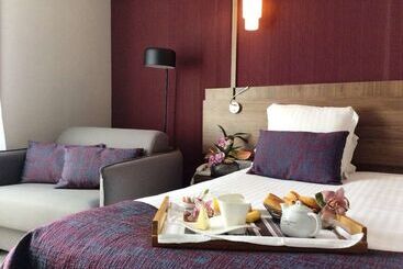 هتل Best Western Le Duguesclin Hôtel Restaurant