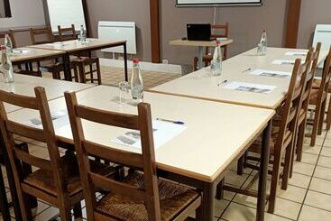 Brit Hotel Besancon L Horloge