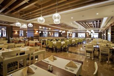 هتل Club Grand Side Amazon Water World   All Inclusive