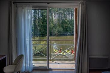 هتل Domaine De Ciceblossac, Resort Spa & Golf