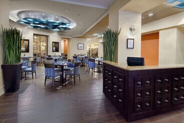Doubletree By Hilton Hotel Orlando Downtown