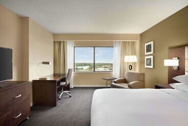 Doubletree By Hilton Hotel Orlando Downtown