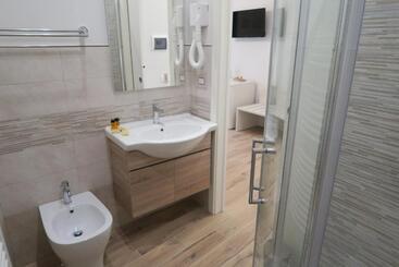 هتل Elisa Guest House