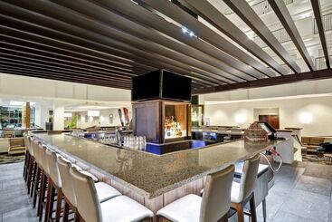 هتل Embassy Suites By Hilton Orlando Downtown
