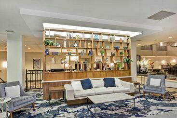 هتل Embassy Suites By Hilton Orlando Downtown