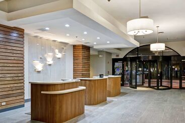 هتل Embassy Suites By Hilton Orlando Downtown