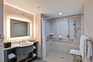 هتل Embassy Suites By Hilton Orlando Downtown