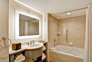 هتل Embassy Suites By Hilton Orlando Downtown
