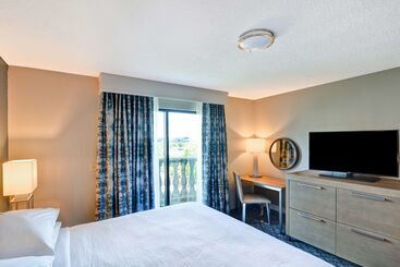 هتل Embassy Suites By Hilton Orlando Downtown