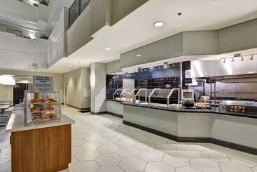 هتل Embassy Suites By Hilton Orlando Downtown