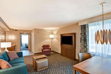 هتل Embassy Suites By Hilton Orlando Downtown