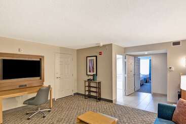 هتل Embassy Suites By Hilton Orlando Downtown