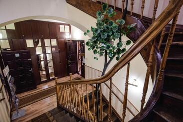 هتل Golden Lion Guest Rooms Szewska 19