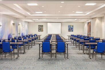 هتل Hilton Garden Inn Miami Airport West