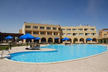 هتل Horizon El Wadi