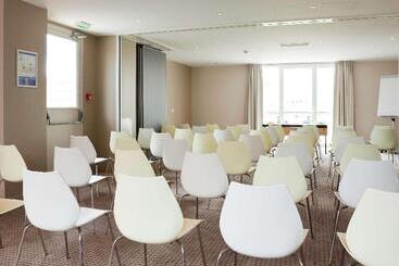 هتل Ibis Styles Compiegne