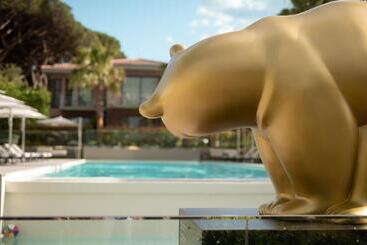 هتل Kube Saint Tropez