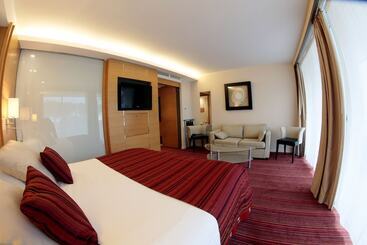 هتل Le Churchill Hôtel & Spa