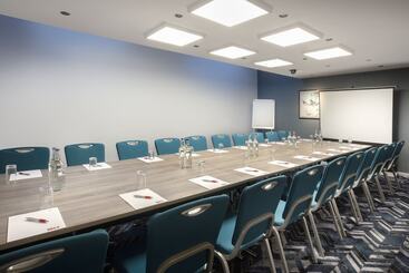 هتل Leonardo  London Heathrow Airport