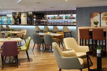 هتل Leonardo  London Heathrow Airport