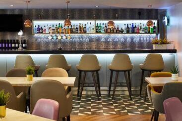 هتل Leonardo  London Heathrow Airport