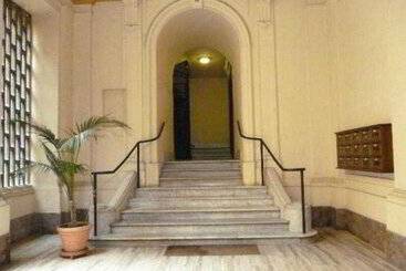هتل Marta Guest House