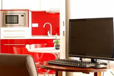 Hotell Miro Studio Apartments