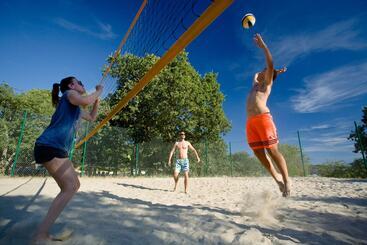 هتل Naturist Resort Solaris