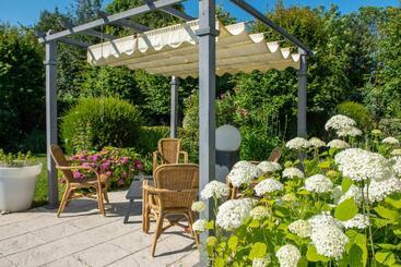 هتل Oasis Les Jardins Des Sables D'olonne
