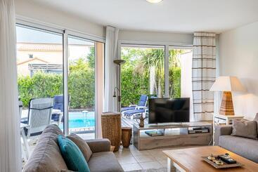 هتل Oasis Les Jardins Des Sables D'olonne