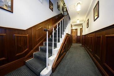 هتل Regency House