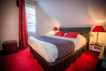 هتل Relais Saint Jean Troyes
